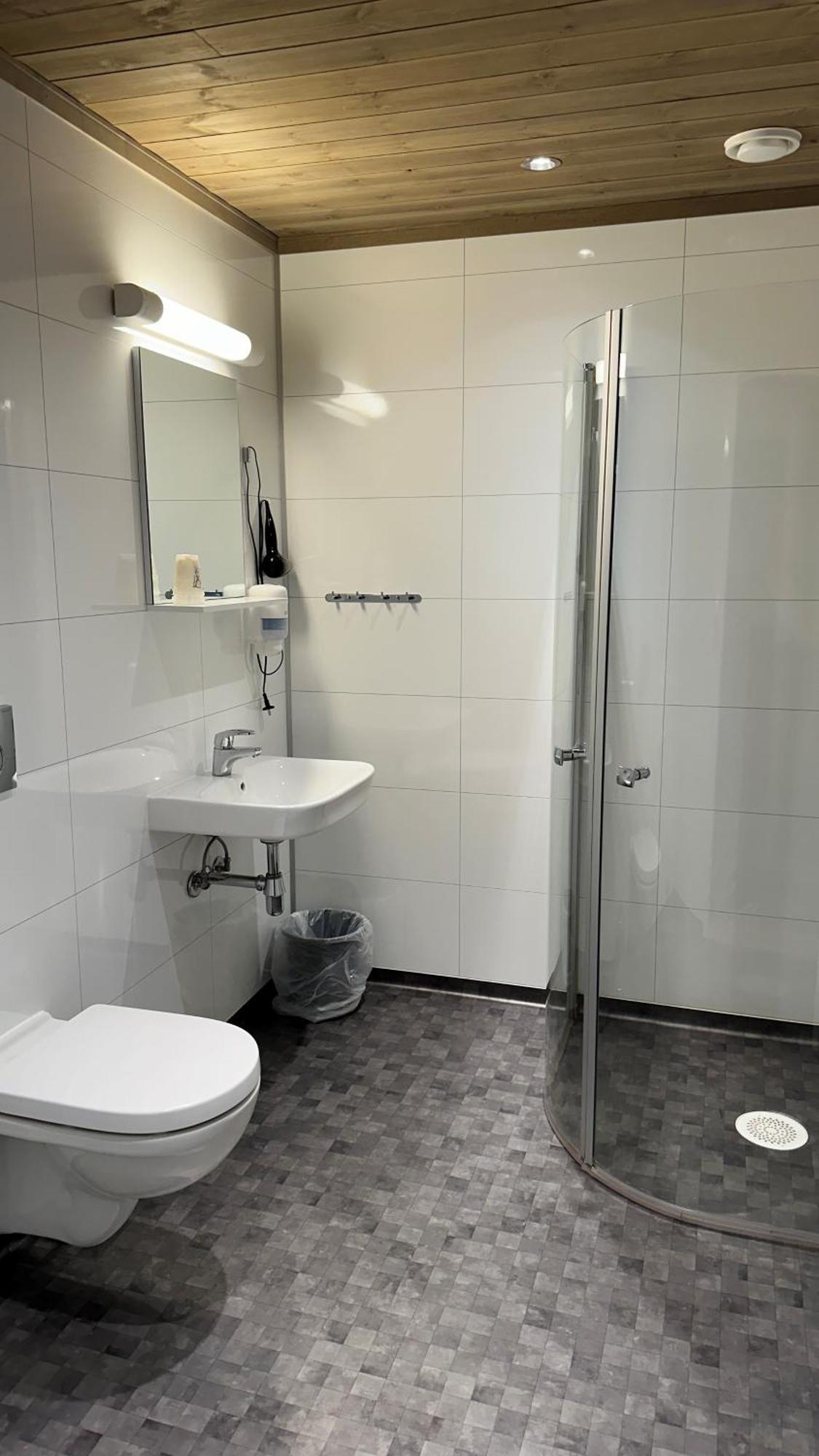 Kroderen Kro & Motel As Hamremoen Екстериор снимка