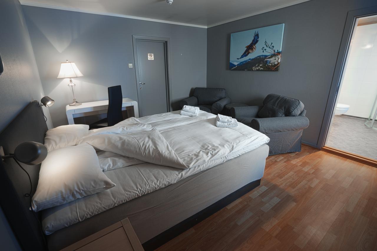 Kroderen Kro & Motel As Hamremoen Екстериор снимка
